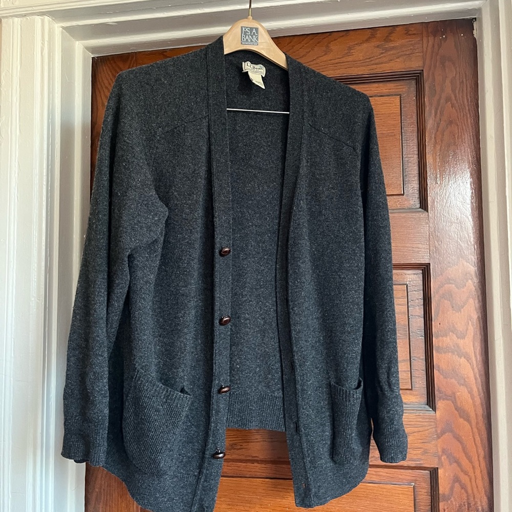 LL Bean Cardigan - 100% Lambs’ Wool - XL - REG